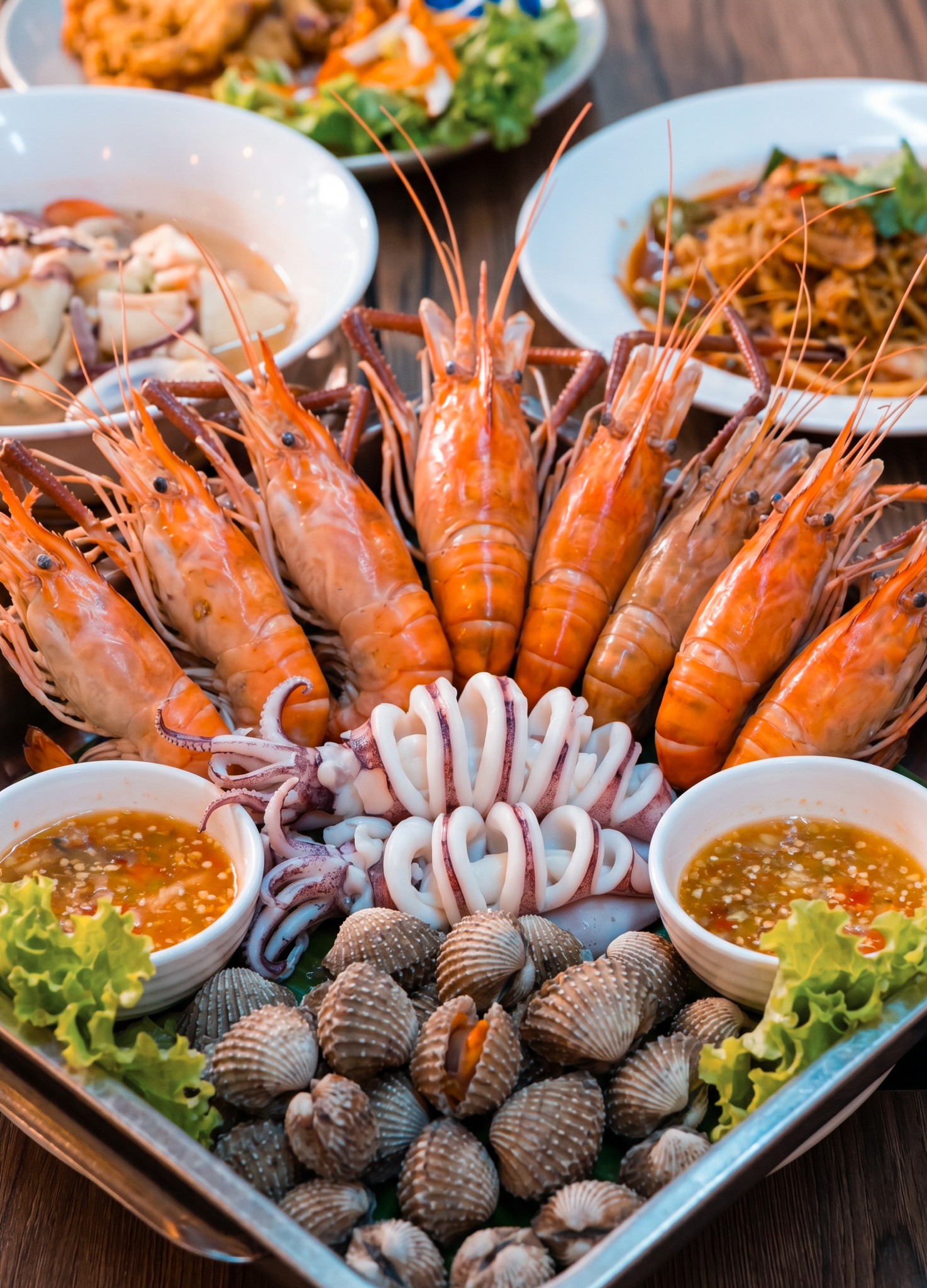 Si Racha pier live crab and mantis shrimp fresh